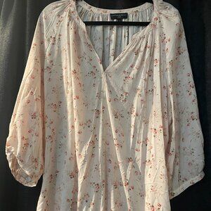 Light weight summer blouse